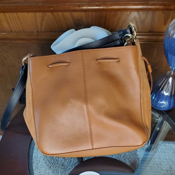 See by Chloé

Tony Suede & Leather Shoulder Bag - Picture 12 of 16